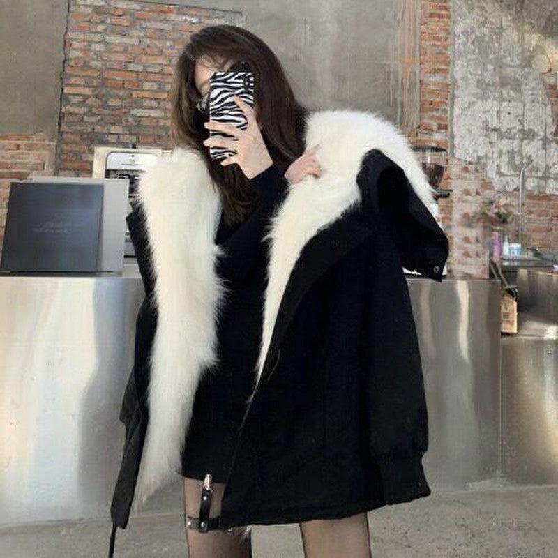 Cheky - Korean Version Of Tooling Fox Like Large Fur Collar Cotton